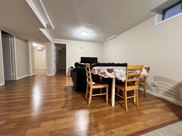 35 Irenemount Cres #BASEMENT — Photo 9
