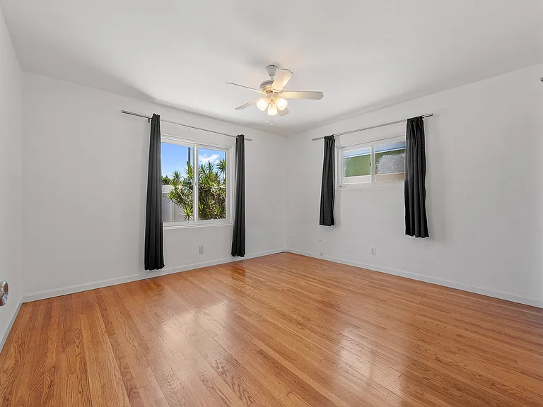 5658 Mary Lane Dr — Photo 19