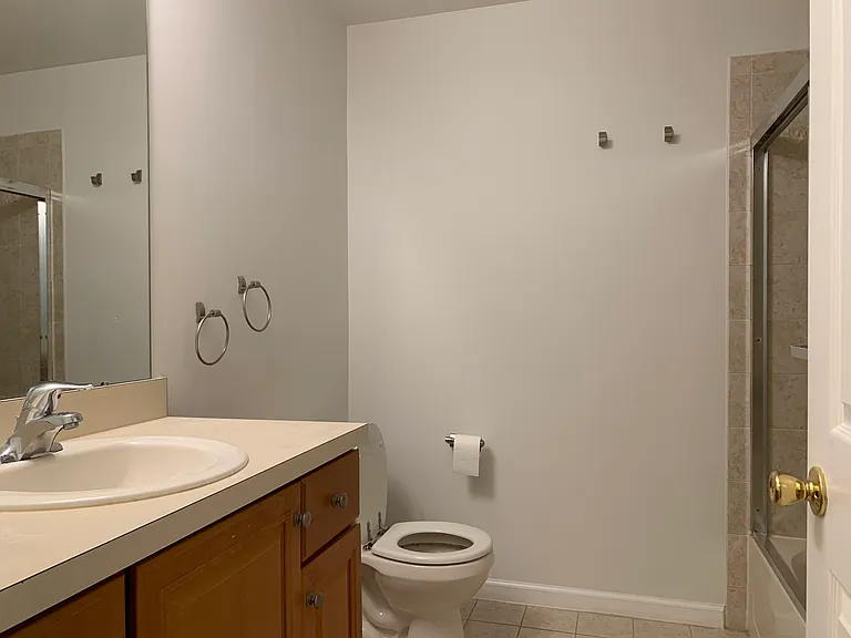47 Hoover Ave — Photo 11