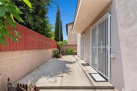 16418 Halldale Ave #B — Photo 7