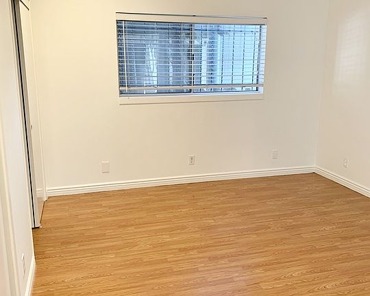 5th image of 3726 Midvale Ave APT 1
