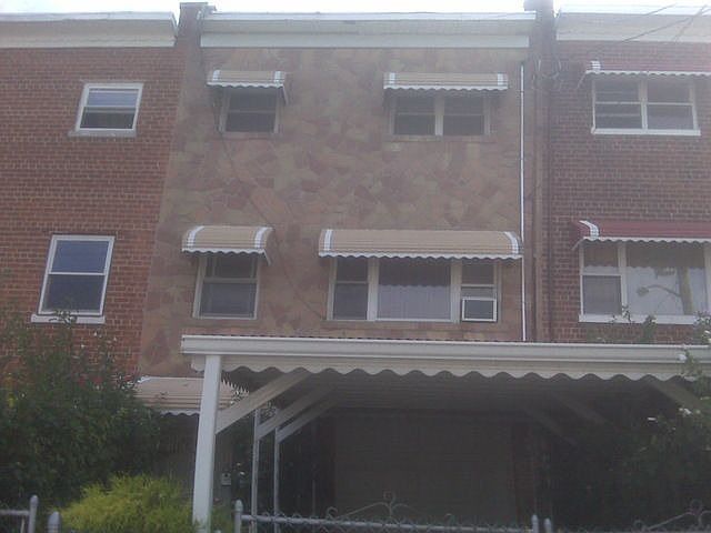 1st image of 1128 E 221st St