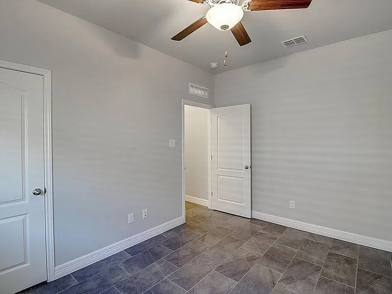 7522 Sable Creek Dr — Photo 48