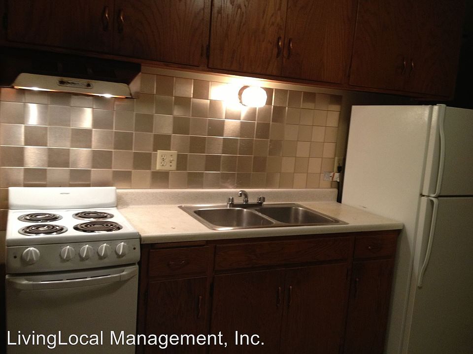 1st image of 1149 Forest St