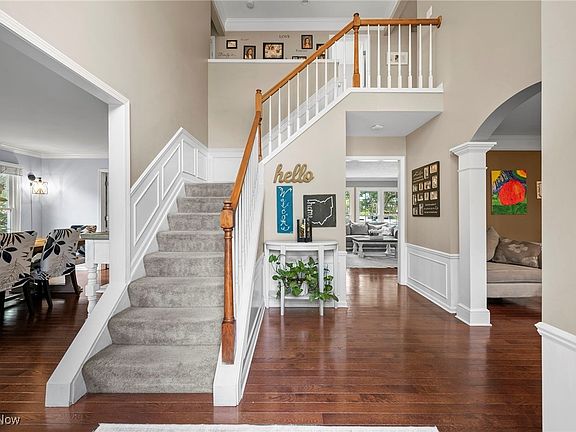 2nd image of 18447 Whitemarsh Ln