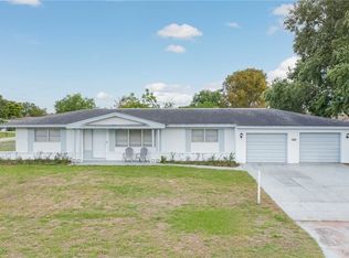220 Punta Alta Ct, Lehigh Acres, FL 33936