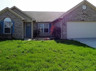 9665 Treyburn Lakes Dr, Indianapolis, IN 46239