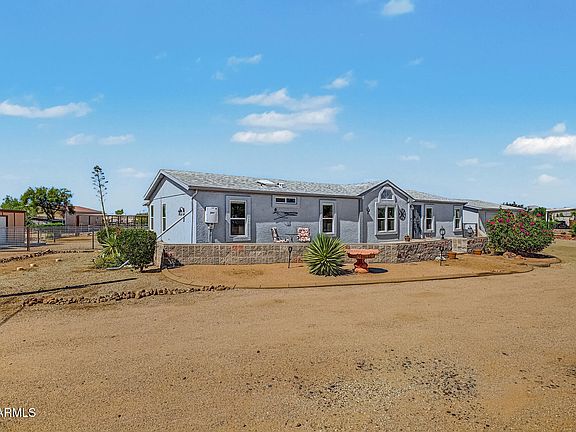 2nd image of 2690 S VAL VISTA Road