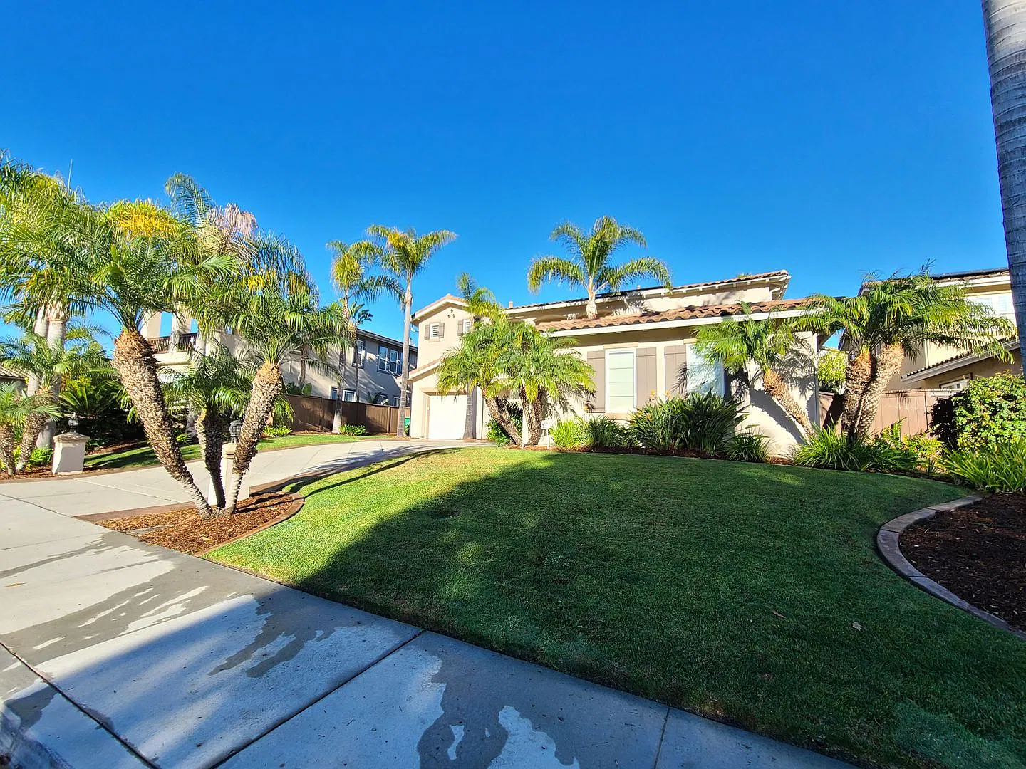 Stunning Carlsbad Home for Rent — Photo 2