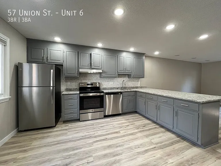 57 Union St #6 — Photo 2