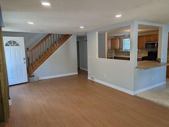 Living room, kitchen front door