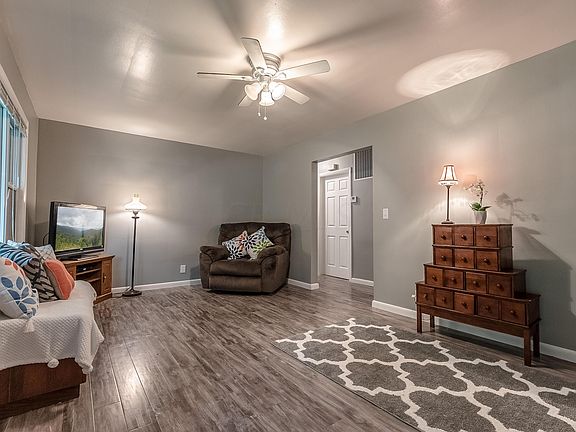 3rd image of 104 Miller Ave