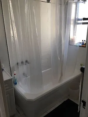 Rented by Lang Realty LLC | media 2