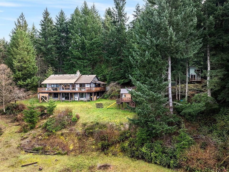 1st image of 1691 Strathcona Heights Rd