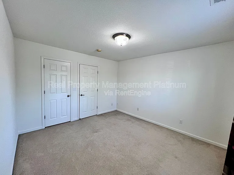 5460 W Ashcroft Ave — Photo 22