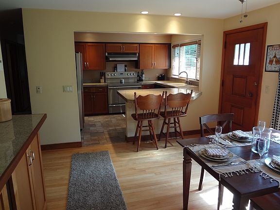 4th image of 289 Tory Rd