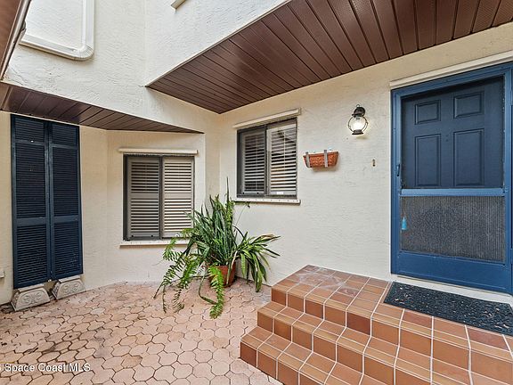 3rd image of 2305 Parkside Pl #2305