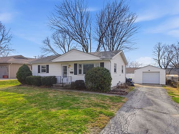 2nd image of 455 N 33rd St