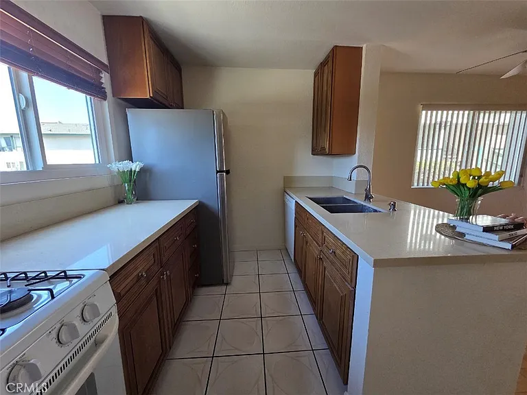 15317 Santa Gertrudes JJ101 #JJ101 — Photo 7