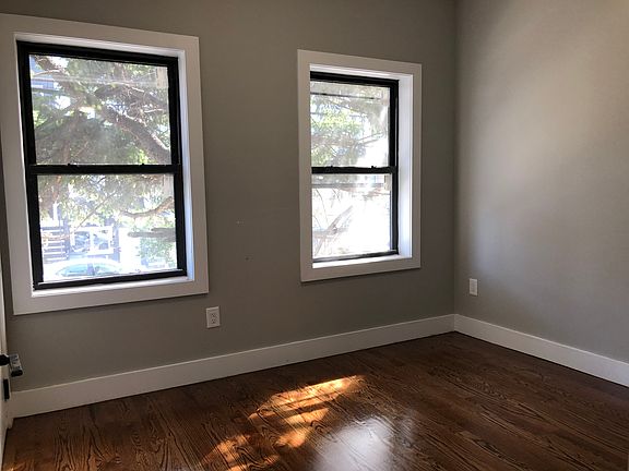 3rd image of 44 Jewett Ave #20E