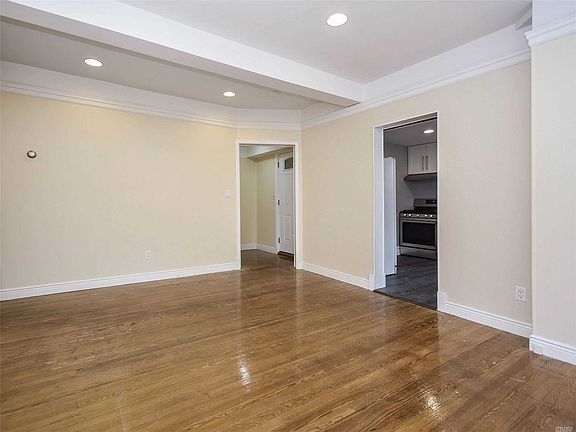 2nd image of 18 Grove St #Ll