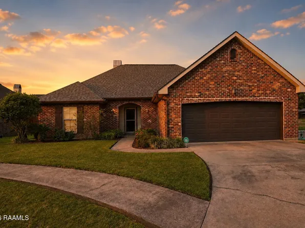 107 Seabird Cv, Carencro, LA 70520
