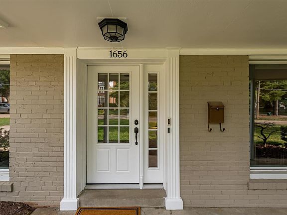 5th image of 1656 Bennett Ave