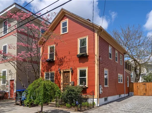 31 Kenyon St, Providence, RI 02903