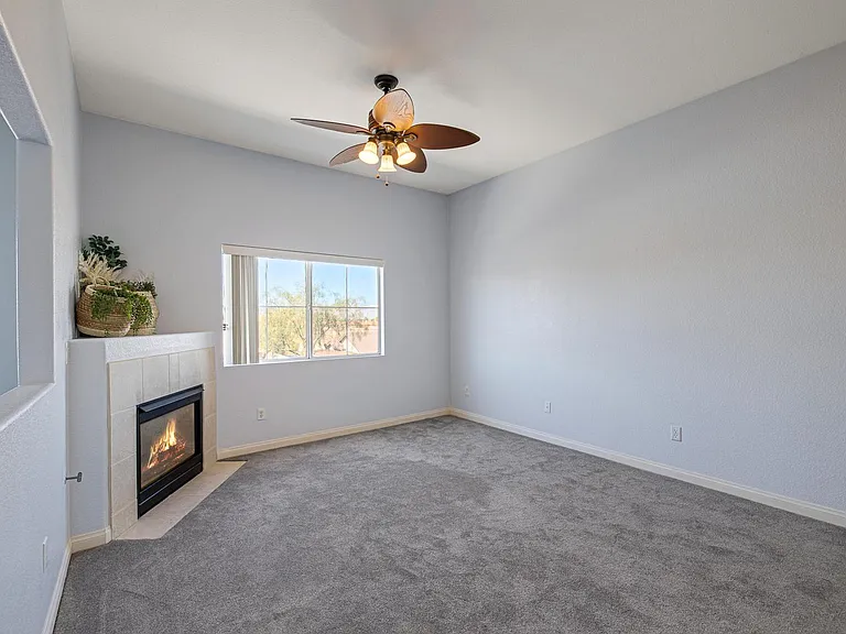 10245 S Maryland Pkwy #225 — Photo 15