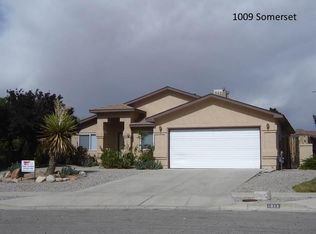 1009 Somerset Meadows Dr NE, Rio Rancho, NM 87144
