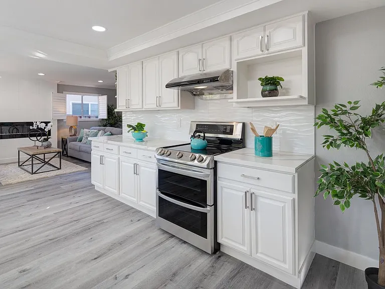 5875 Ettersberg Dr — Photo 9