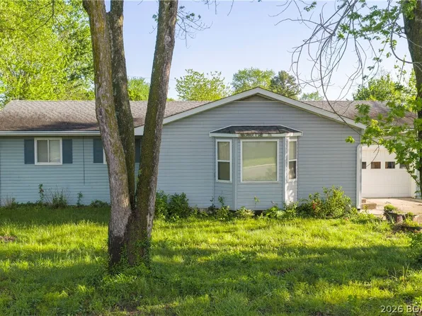 503 W 11th St, Eldon, MO 65026