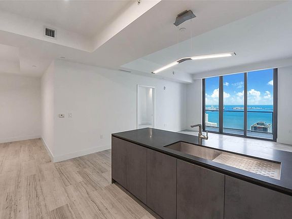 5th image of 1010 Brickell Ave #4903