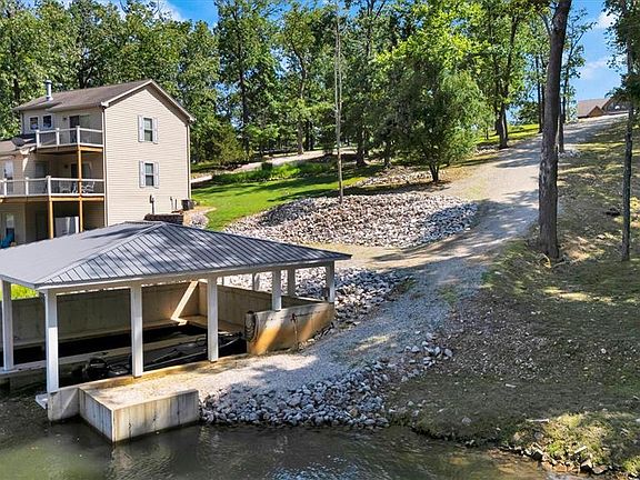 2nd image of 7003 Lake Point Dr