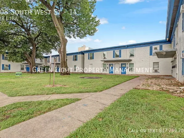 308 S West St, Arlington, TX