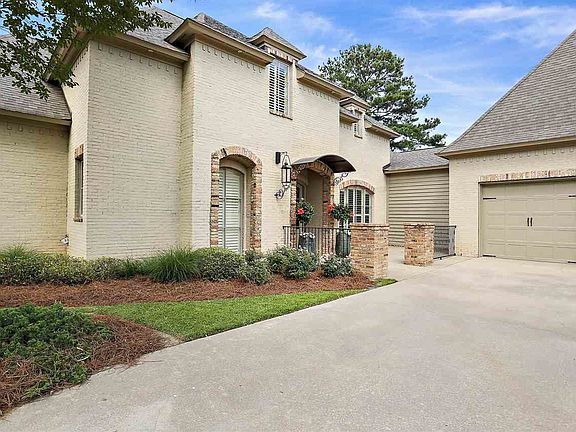 4th image of 102 Cedar Woods Dr