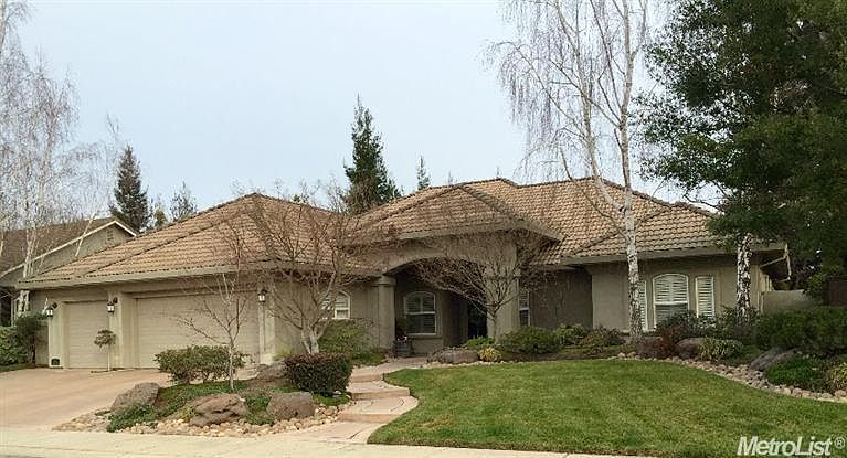 1st image of 187 Riverwood Dr