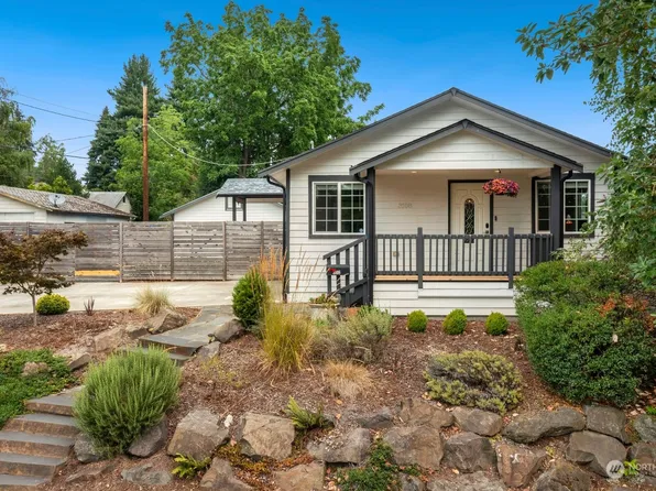 3108 SW Barton Street, Seattle, WA 98126