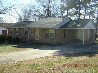 604 Windwood Dr, Gastonia, NC 28056