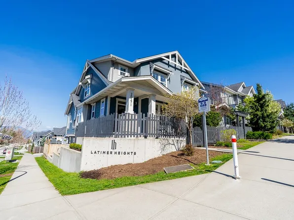 20271 82nd Ave, Langley, BC V2Y 2A9