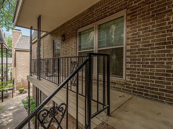 3rd image of 4420 Harlanwood Dr APT 228