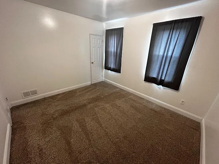 830 Montpelier St — Photo 20