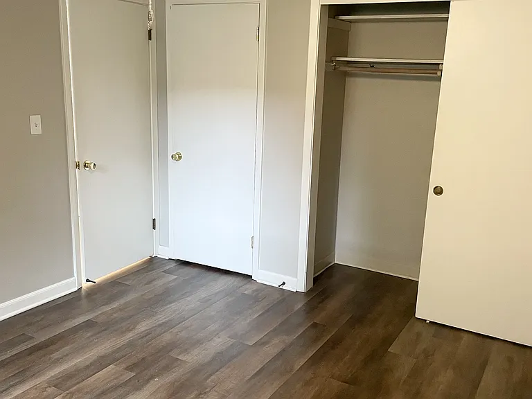 Highland Terrace — Photo 12