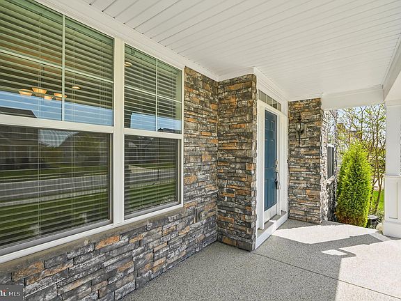 5th image of 707 Montravel Ct