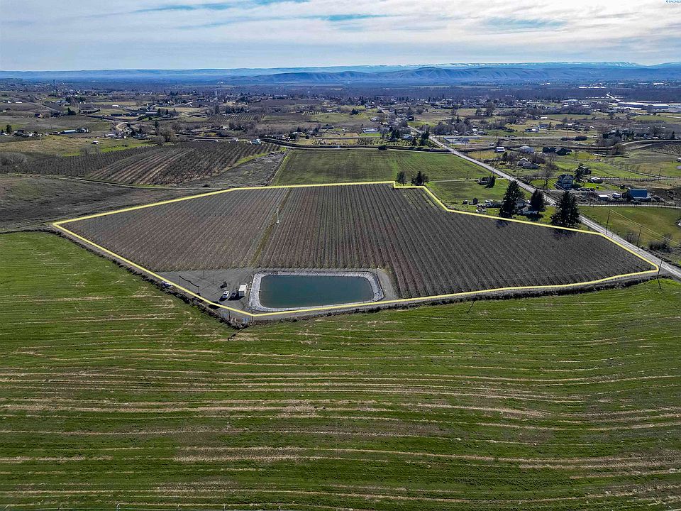 1st image of Nka Roza 3 & Lamb Ranch Farm