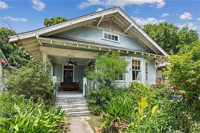 3 bed, 2.0 bath, 1487 sqft, $2,850 — Photo 3