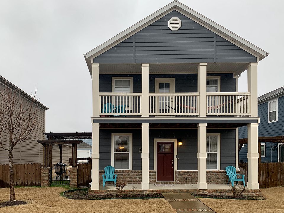 1st image of 608 N Keats Dr