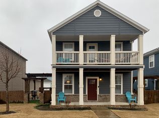 608 N Keats Dr, Fayetteville, AR 72704