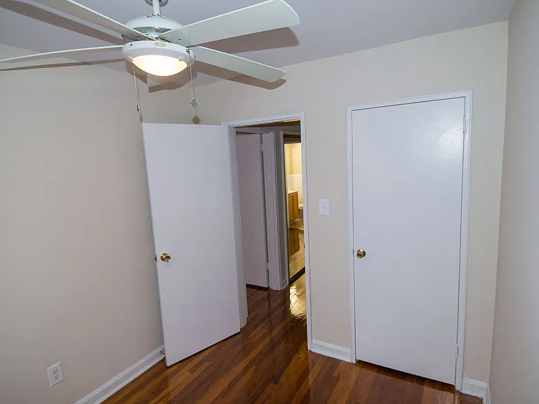 Brookville Townhomes — Photo 116