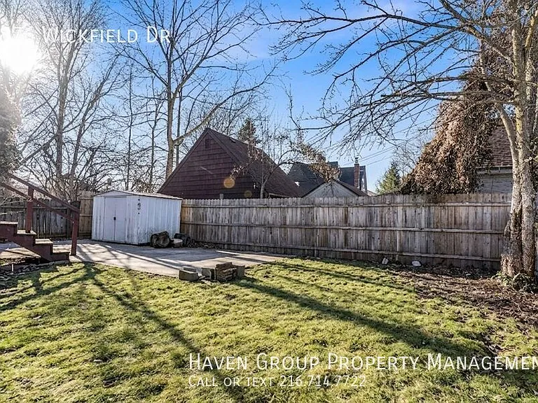 5876 Wickfield Dr — Photo 28